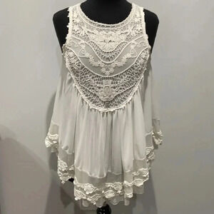 🎉HOST PICK 🎉Paradiso | Boho sleeveless Lace Layered  Top